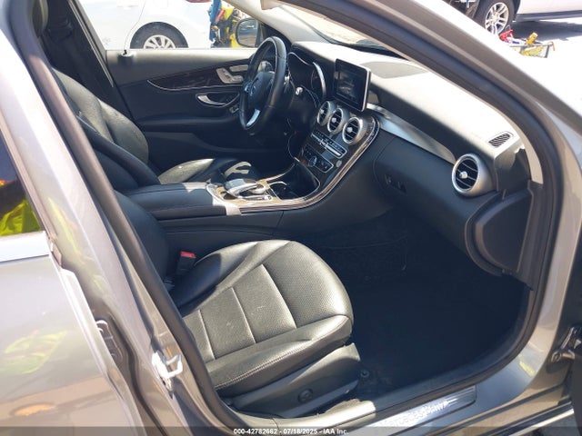 55SWF4JB6FU064214 Mercedes-Benz C-Class