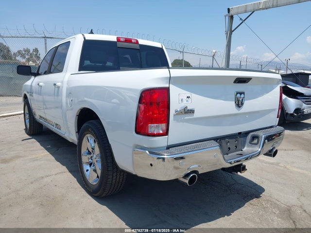 RAM 1500 2015 1C6RR6LT8FS514382 Image 3