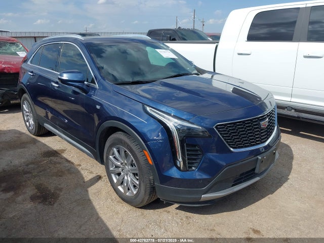 2021 CADILLAC XT4 1GYFZCR4XMF042681 Photo 0