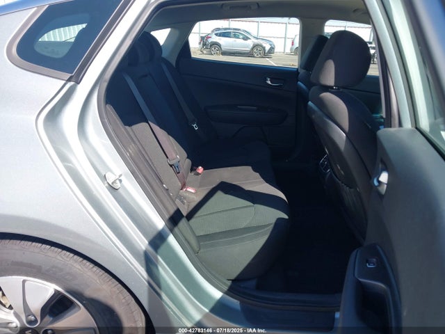 KNAGT4LC6H5007243 KIA 2017