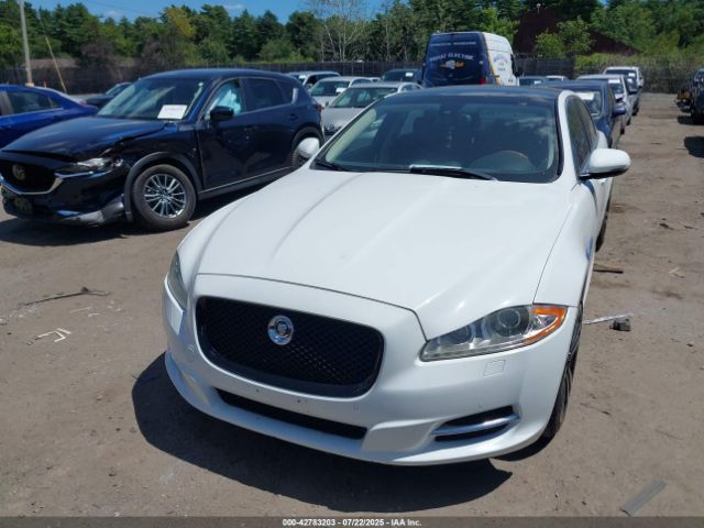 2012 JAGUAR XJ SAJWA2GB1CLV34946 Photo 5