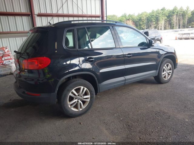 2016 VOLKSWAGEN TIGUAN WVGBV7AX8GW538964 Photo 3