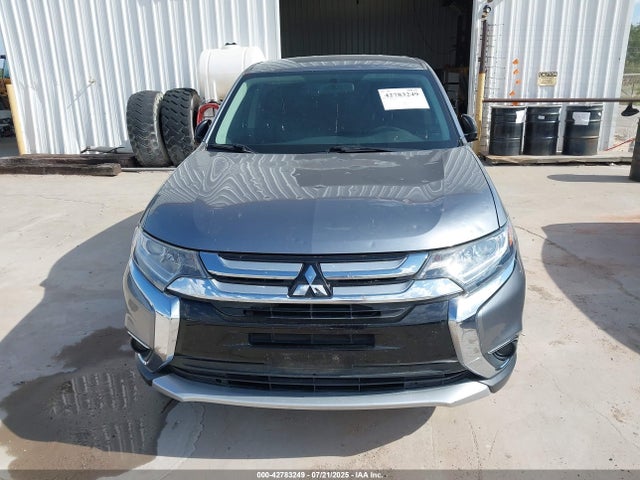 Mitsubishi mivec 2018 JA4AZ3A34JZ052081 Image 12