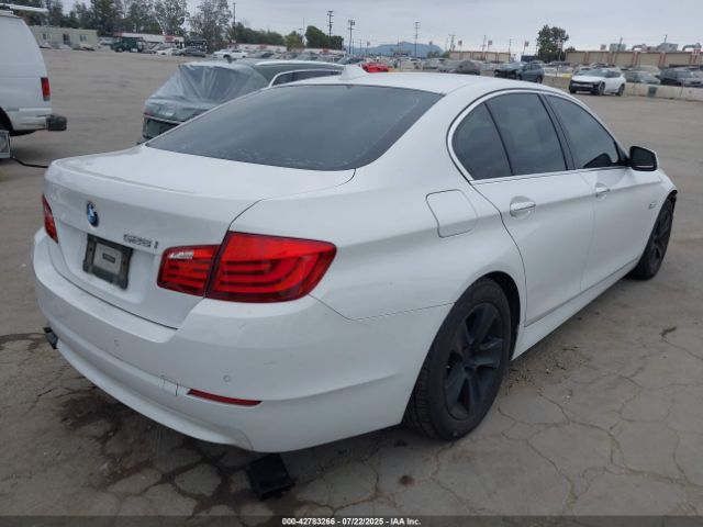 2012 BMW 528I WBAXG5C55CDX04512 Photo 3