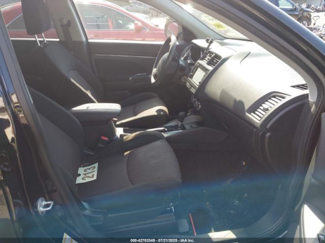 2018 MITSUBISHI OUTLANDER SPORT JA4AR3AU0JU022873 Photo 4