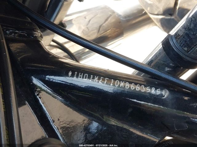 2019 HARLEY-DAVIDSON FLHTK 1HD1KEF10KB663585 Photo 9