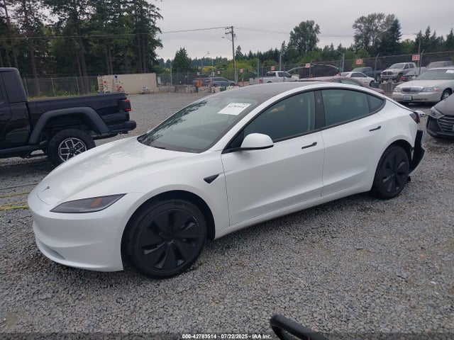 Tesla MODEL 3 2025 5YJ3E1EA0SF898318 Image 2