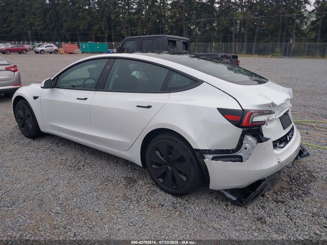 Tesla MODEL 3 2025 5YJ3E1EA0SF898318 Image 3