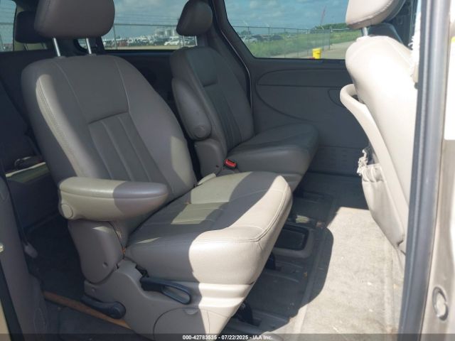 2004 CHRYSLER TOWN & COUNTRY 2C4GP54L24R504590 Photo 7