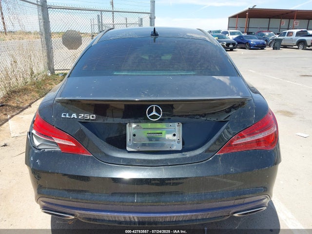 Mercedes-Benz m270 2018 WDDSJ4EB2JN607602 Image 16