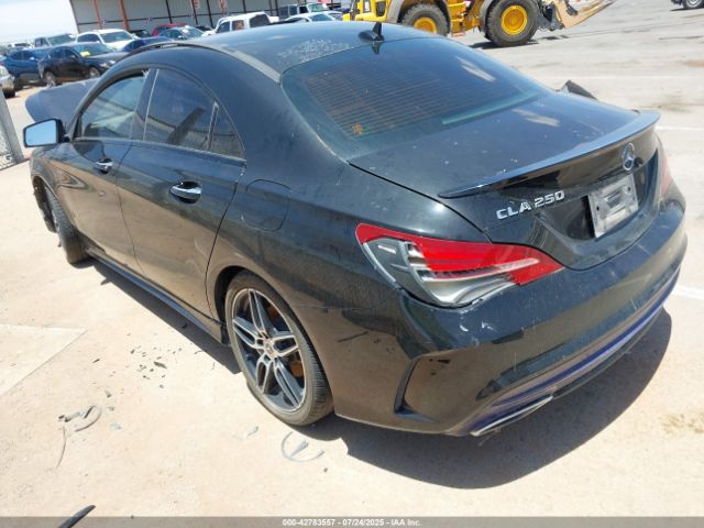 2018 MERCEDES-BENZ CLA 250 WDDSJ4EB2JN607602 Photo 2