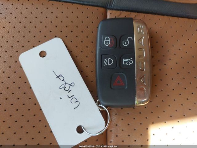 2015 JAGUAR XF SAJWJ0FF1F8U66700 Photo 10