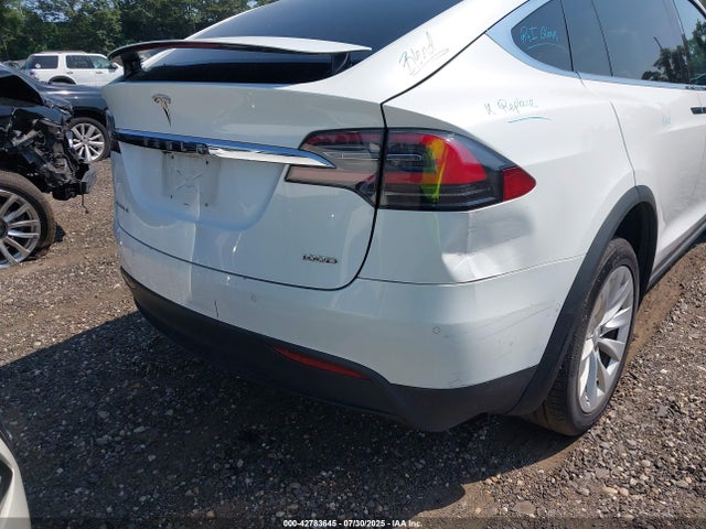 Tesla MODEL X 2017 5YJXCDE24HF055023 Image 6