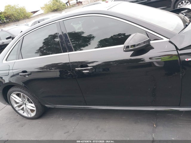 WAUDNAF42LA067083 Audi A4
