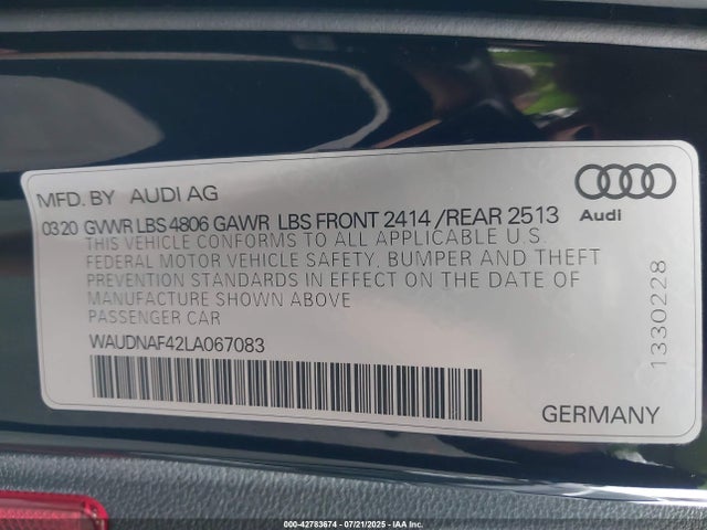 WAUDNAF42LA067083 Audi A4