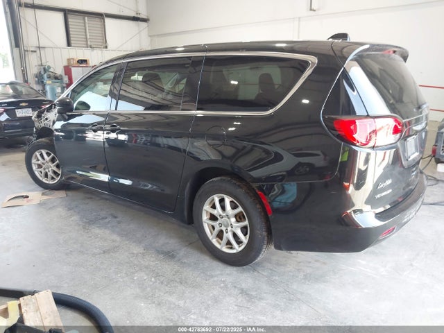 2C4RC1CG2LR105114 Chrysler Voyager