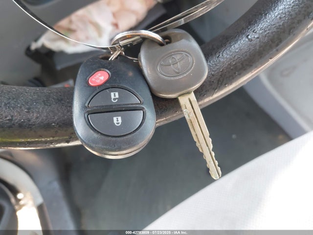 42783809 :رقم المزاد ، 5TDZZ3DC8HS892087 vin ، 2017 Toyota Sienna L 7 Passenger مزاد بيع