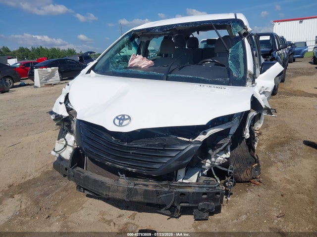 42783809 :رقم المزاد ، 5TDZZ3DC8HS892087 vin ، 2017 Toyota Sienna L 7 Passenger مزاد بيع