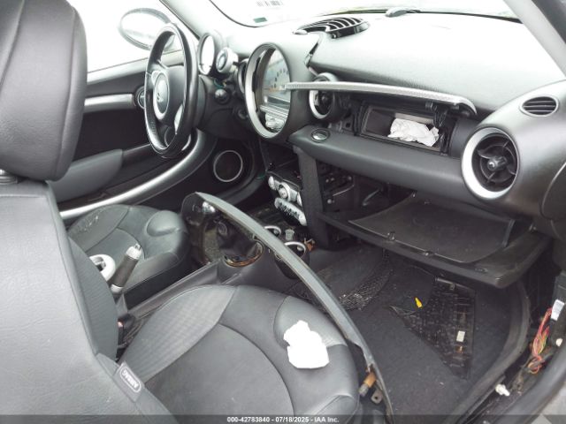 2007 MINI COOPER S WMWMF735X7TL87338 Photo 4
