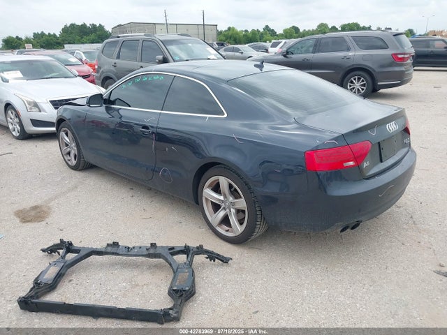 2013 AUDI A5 WAULFAFR9DA062615 Photo 2