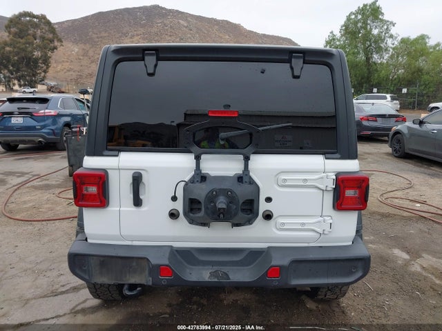 1C4HJXDN3MW546325 Jeep 2021