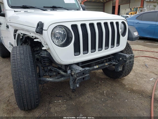 1C4HJXDN3MW546325 Jeep 2021