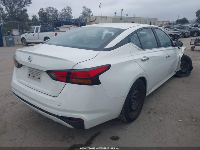 Nissan 2020 2020 1N4BL4BVXLC263735 Image 4
