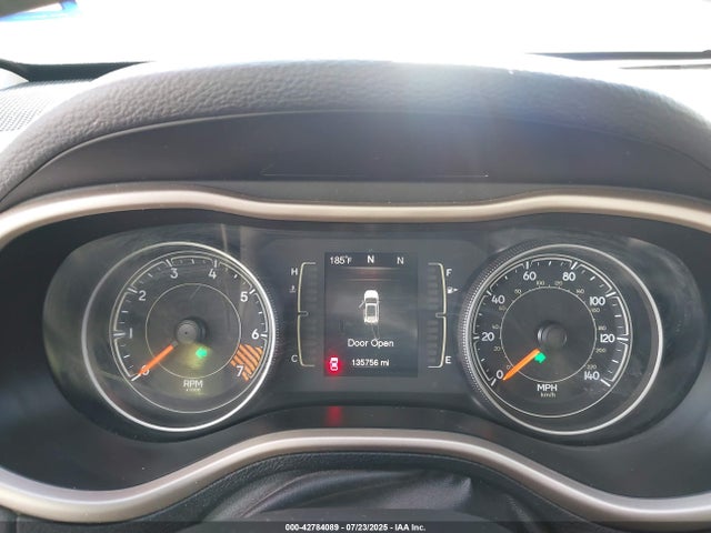 1C4PJLAB6FW684197 Jeep 2015