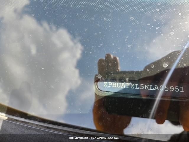 2019 LAMBORGHINI URUS ZPBUA1ZL5KLA05951 Photo 8