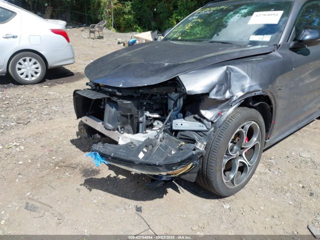 2023 ALFA ROMEO STELVIO ZASPAKBN1P7D65070 Photo 5