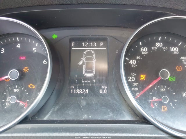 1VWBT7A38GC018334 Volkswagen 2016