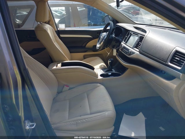 5TDZKRFH4GS180867 Toyota 2gr-fe