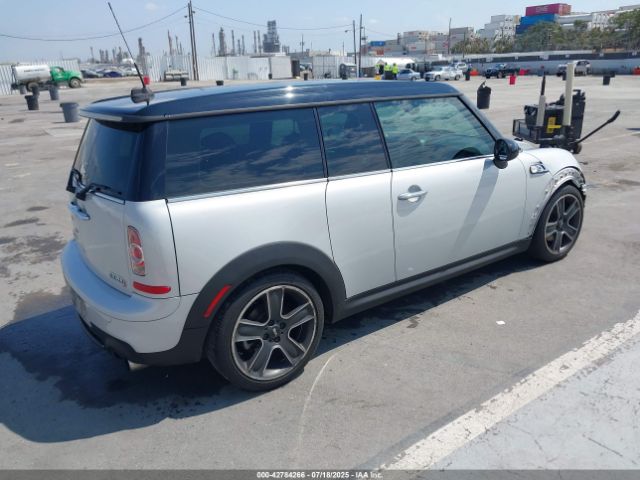 2011 MINI COOPER S CLUBMAN WMWZG3C56BTY30637 Photo 3