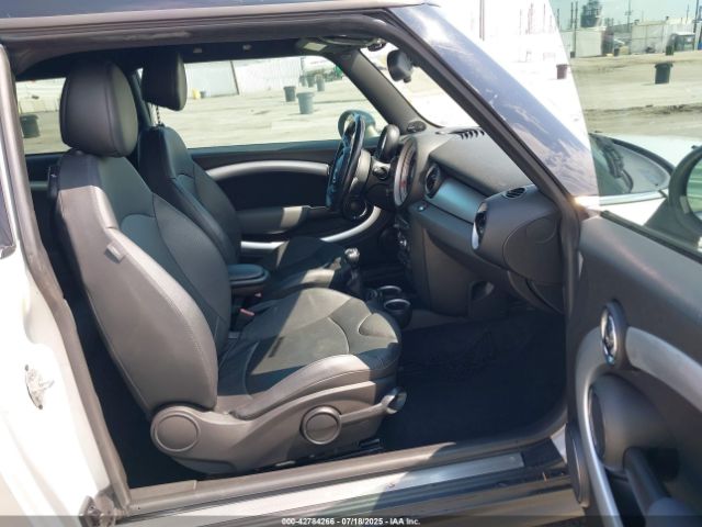 2011 MINI COOPER S CLUBMAN WMWZG3C56BTY30637 Photo 4