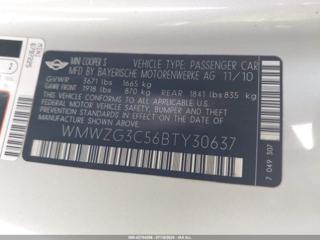 2011 MINI COOPER S CLUBMAN WMWZG3C56BTY30637 Photo 8