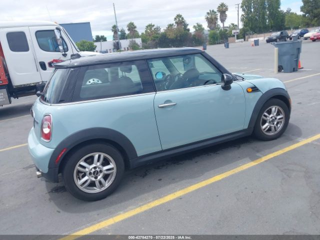 2011 MINI COOPER WMWSU3C58BT095623 Photo 3