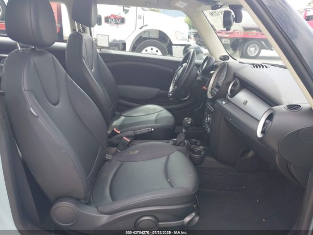 2011 MINI COOPER WMWSU3C58BT095623 Photo 4