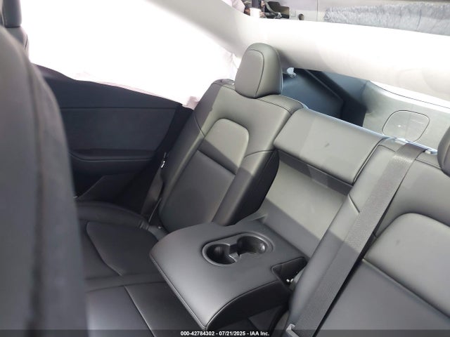 2023 TESLA MODEL Y 7SAYGDEE8PF808816 Photo 7
