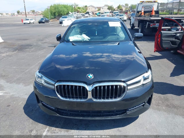 WBA53BH0XNWX68986 BMW 530I