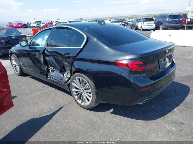WBA53BH0XNWX68986 BMW 530I
