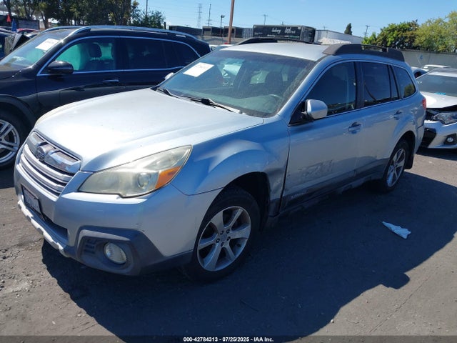 Subaru 2.5na u5 2014 4S4BRBCC8E3296497 Image 2