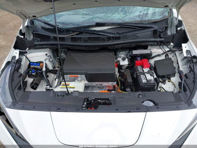 1N4BZ1BV6NC561750 Nissan 2022