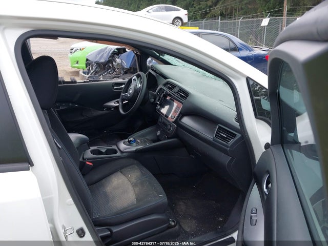 1N4BZ1BV6NC561750 Nissan 2022