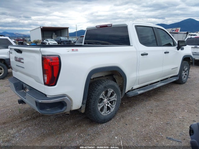 3GTU9AEF4LG254935 GMC l82