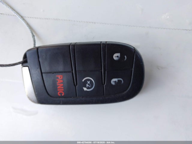 3C4PDCEG5JT469728 Dodge Journey