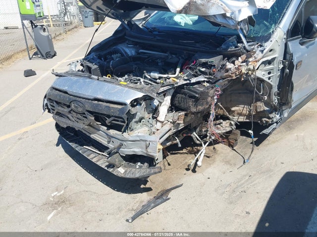 4S4GUHU61R3802306 Subaru na
