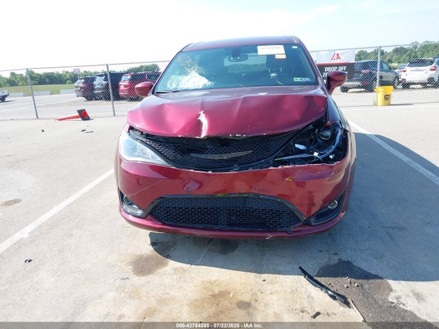 2C4RC1FGXKR746862 Chrysler Pacifica