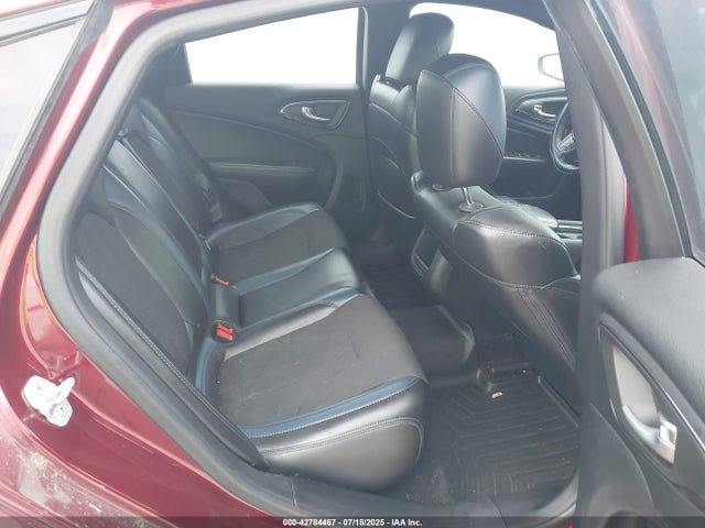 1C3CCCBB1FN555592 Chrysler 2015