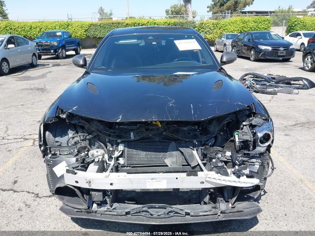 Alfa Romeo 2018 2018 ZARFAEAV3J7576095 Image 13