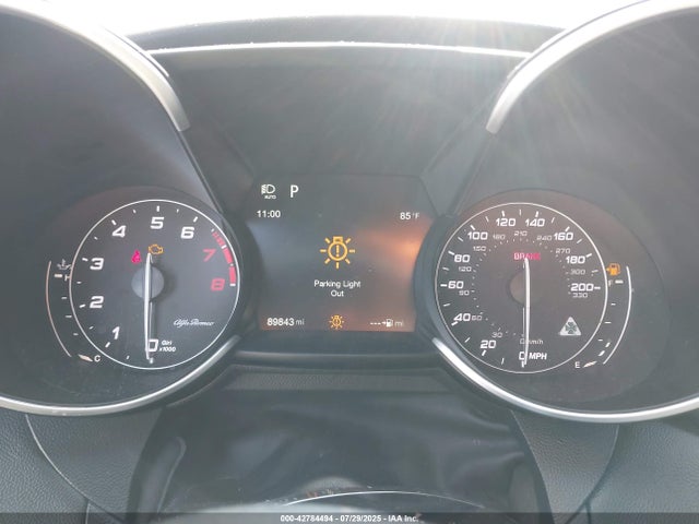 Alfa Romeo 2018 2018 ZARFAEAV3J7576095 Image 7